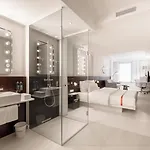 Ruby Hanna Szálloda 4*