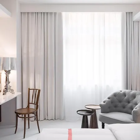Ruby Hanna By Ihg 4*